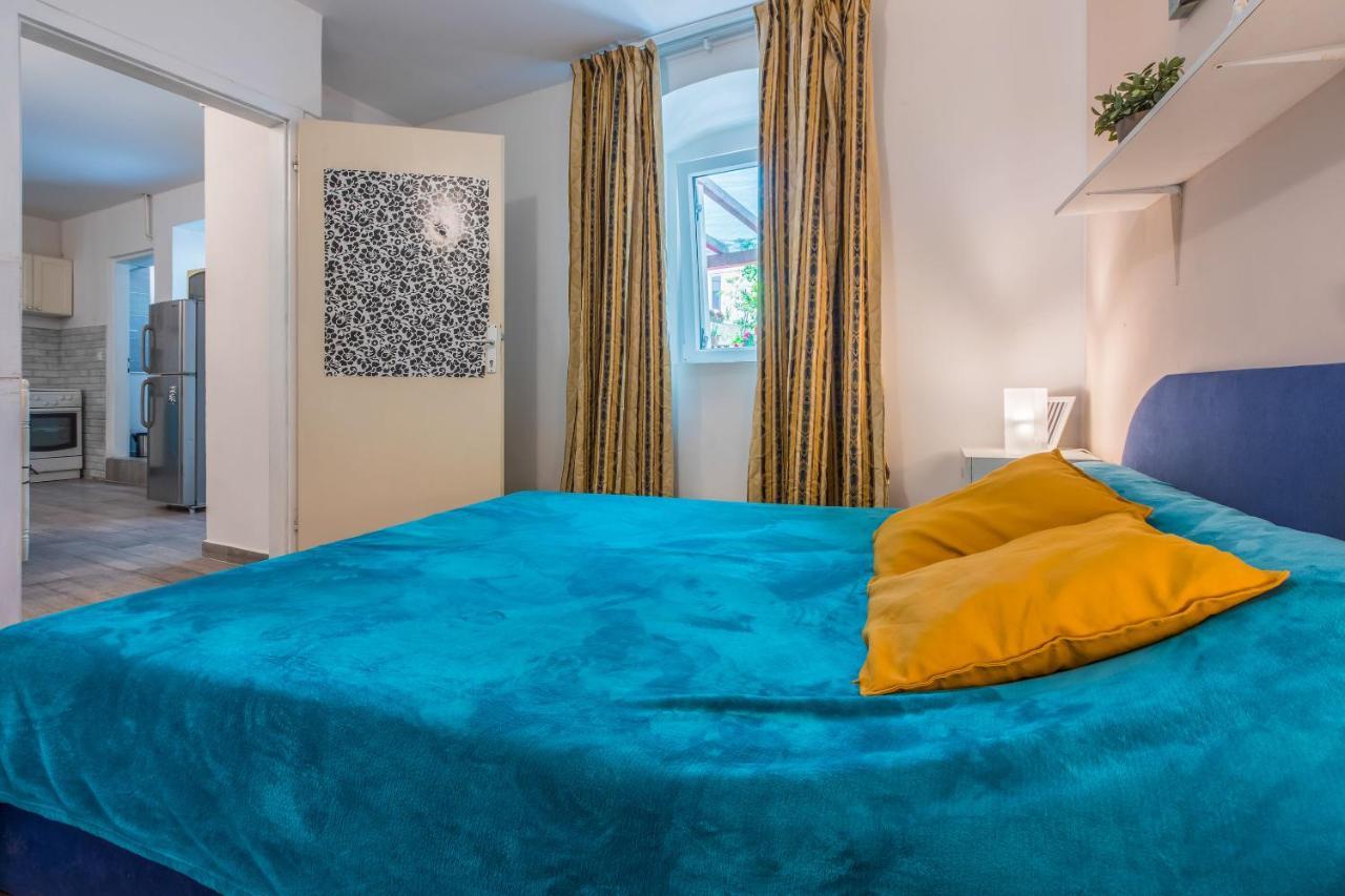 Apartments Kalla ツリクヴェニツァ エクステリア 写真