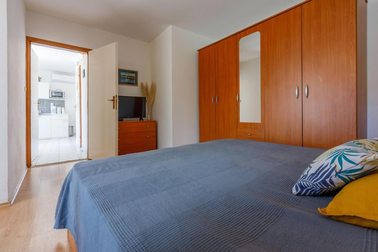 Apartments Kalla ツリクヴェニツァ エクステリア 写真